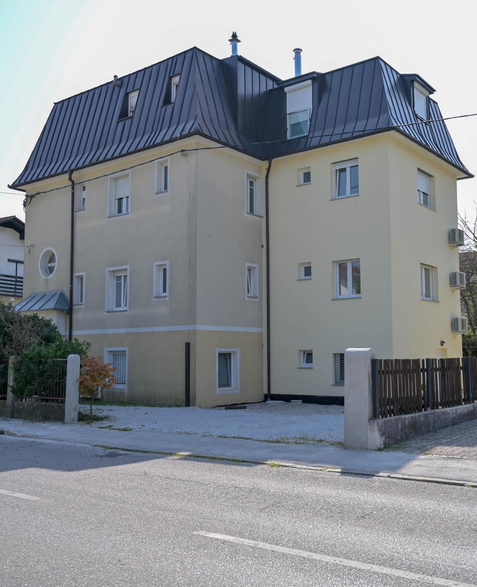 Blue Apartment With Free Parking Ljubljana Exteriör bild